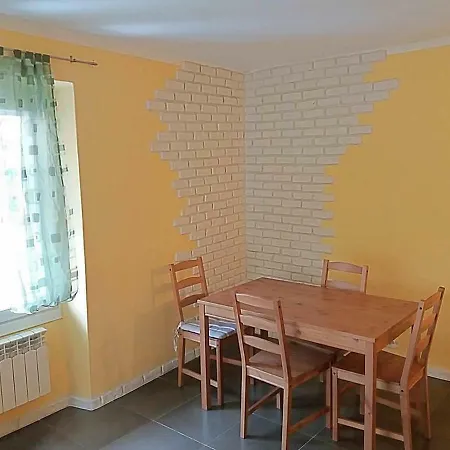 Semesterbostad Ettore's Besano